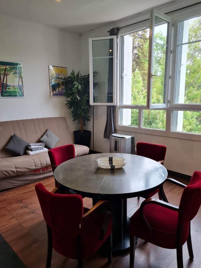 Appartement Valescure Сен-Рафаэль Экстерьер фото